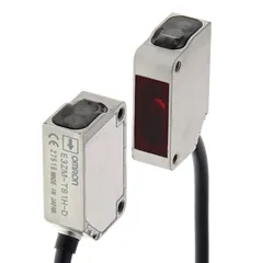Czujnik E3ZM-T61H 2M