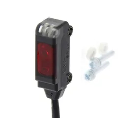 Czujnik E3T-SR44-C 2M