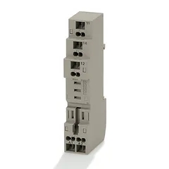 Gniazdo P2RF-05-S