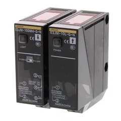 Czujnik E3JM-10R4T-G-NN