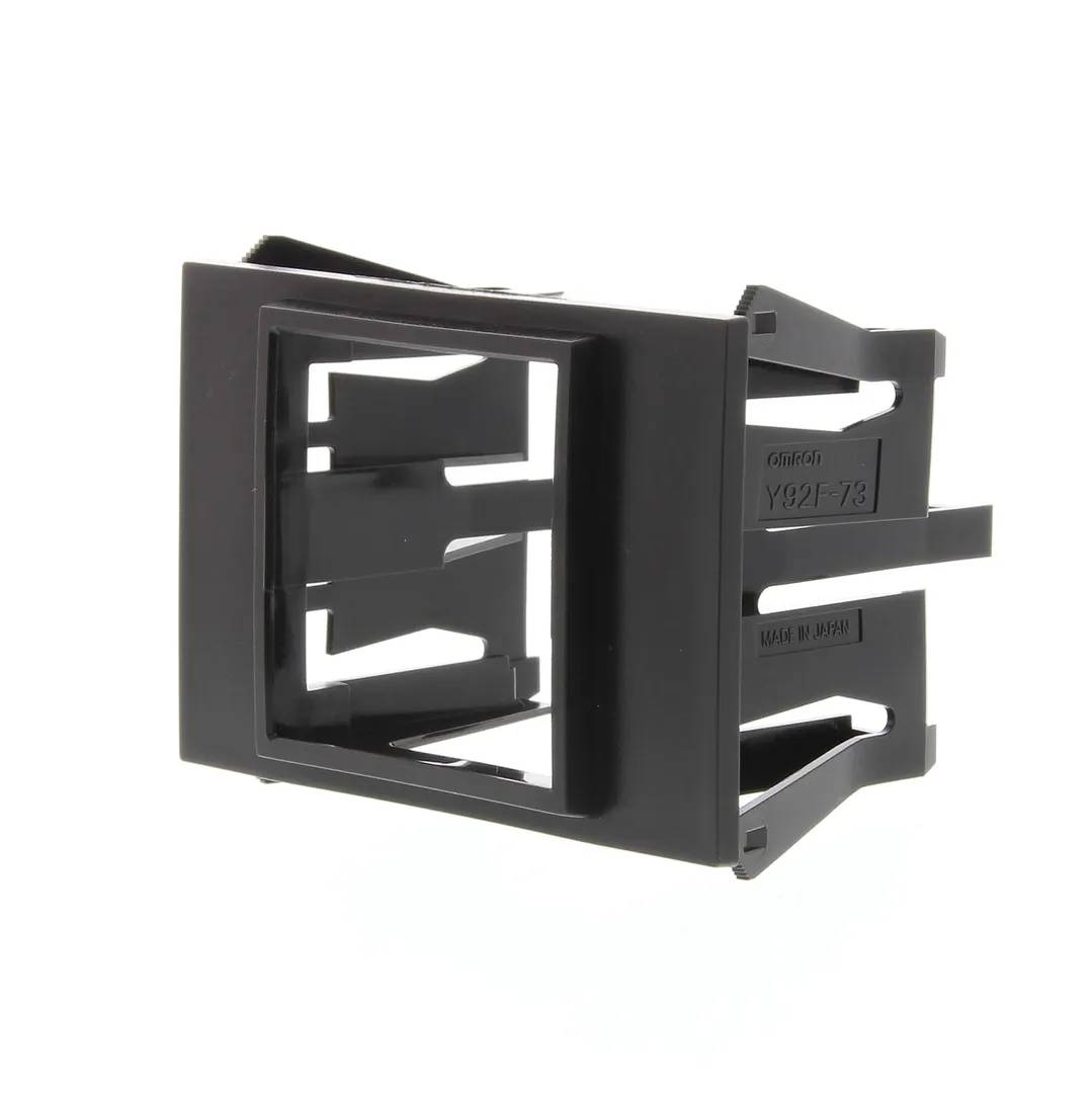 Adapter Y92F-73