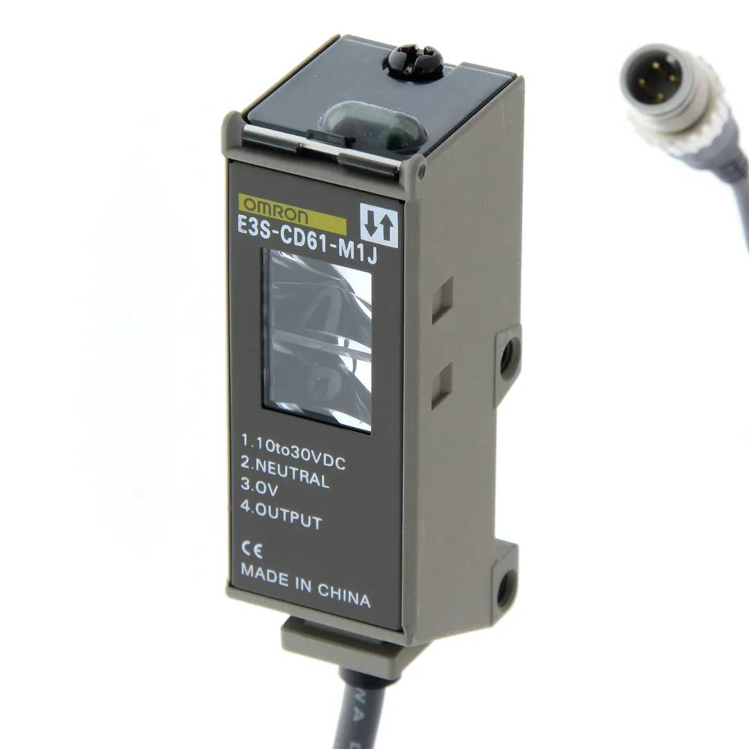 Czujnik E3S-CD61-M1J 0.3M