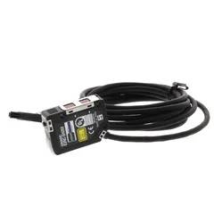 Czujnik E3NC-SH250H 2M