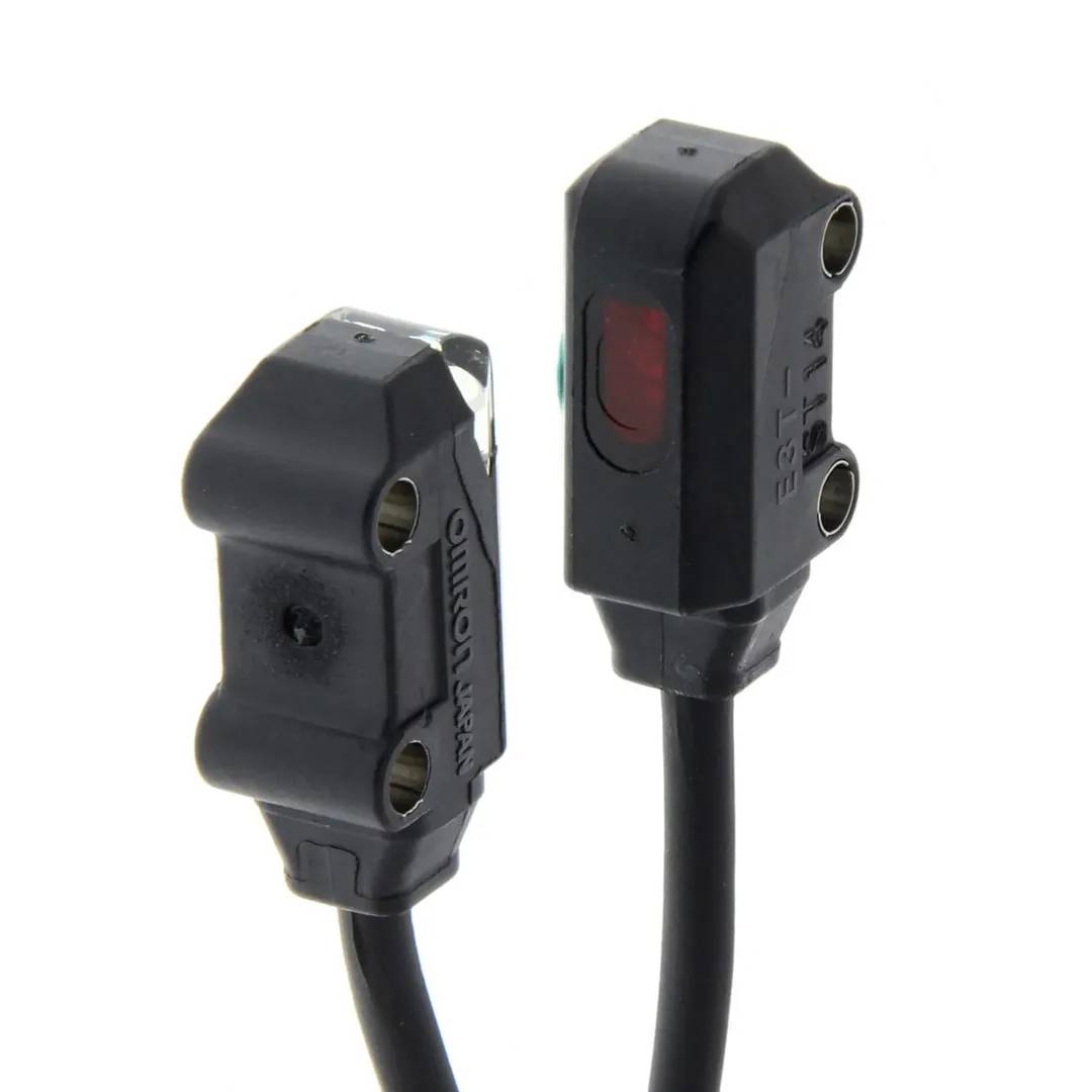 Czujnik E3T-ST14R 2M