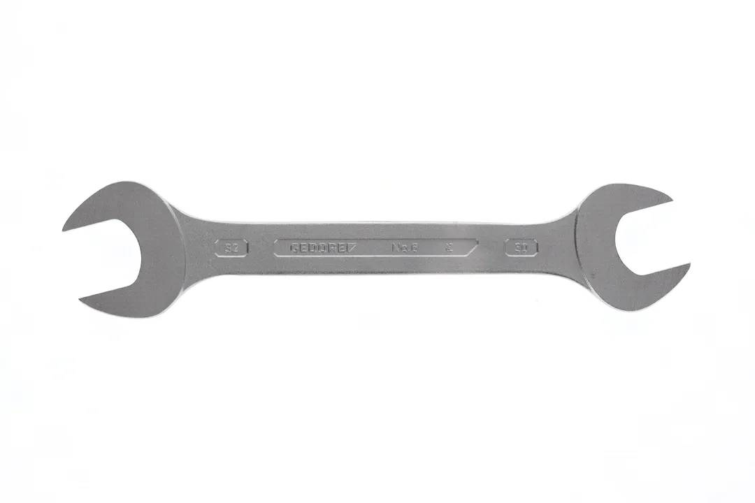 Klucz 6 30X32