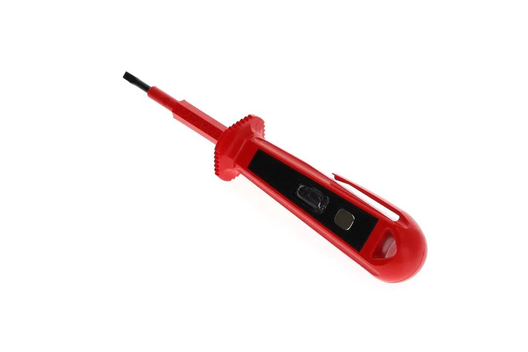 Tester R38121312