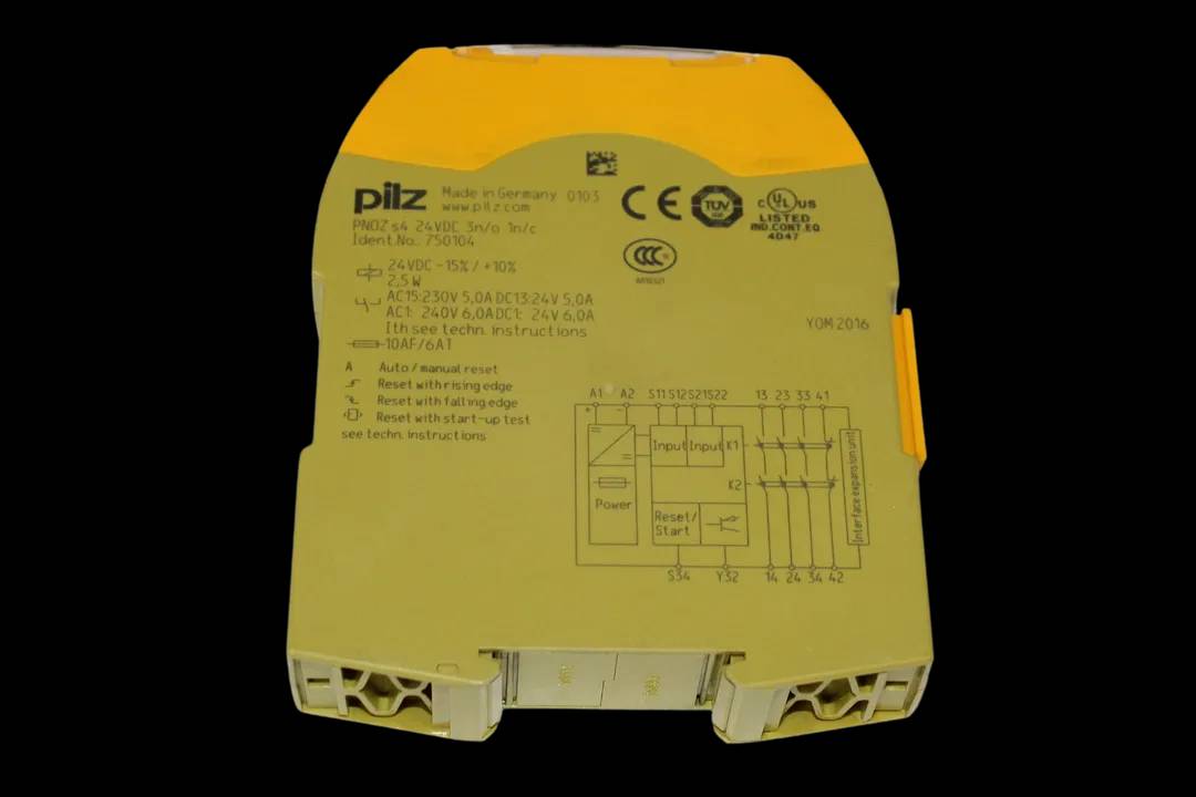 Przekaźnik PNOZ S4 24VDC 3n/o 1n/c