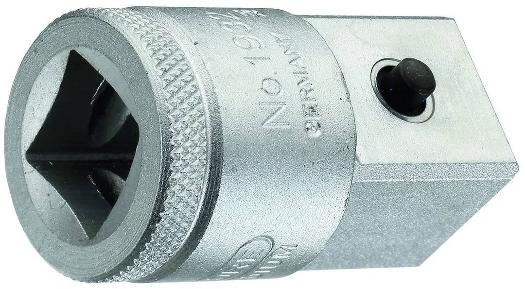 Adapter 1932